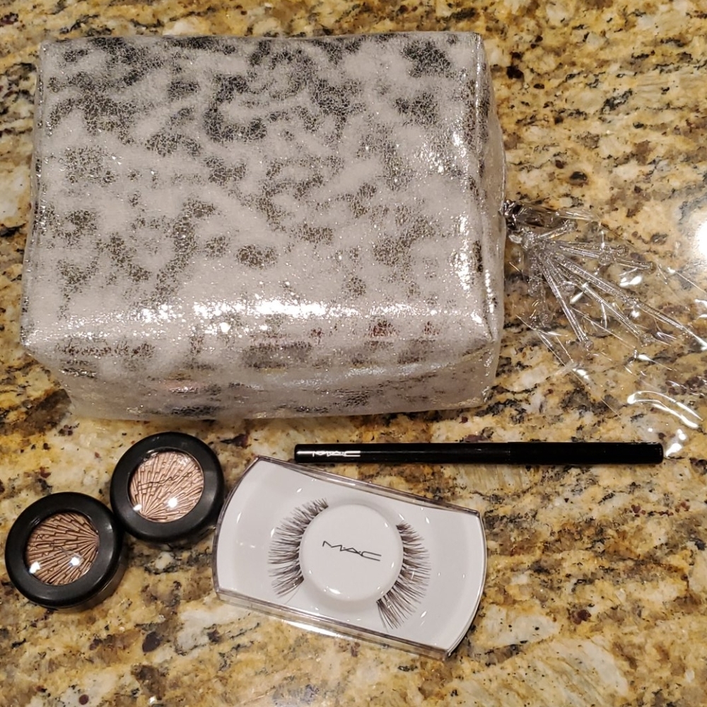Mac Eye Makeup Set